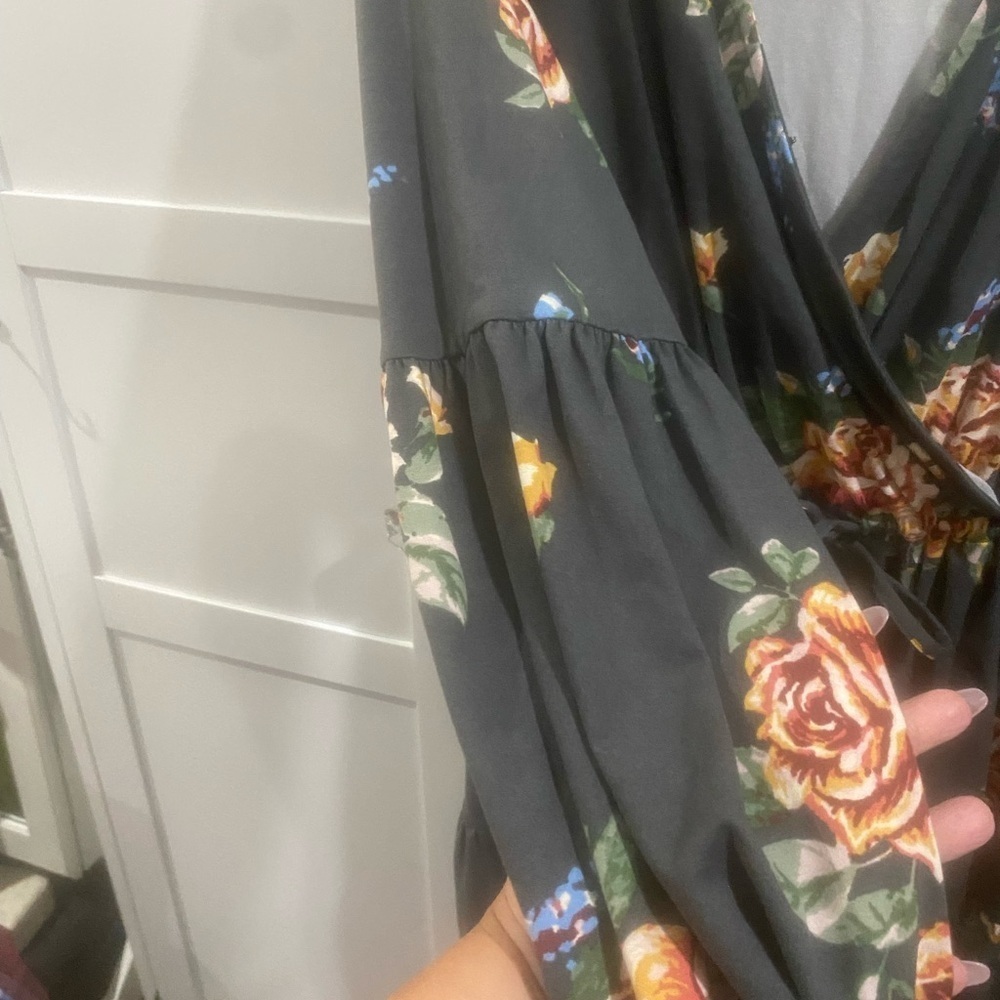 Maurices Dark Gray Floral Long Sleeve Dress #0009 - Picture 4 of 6